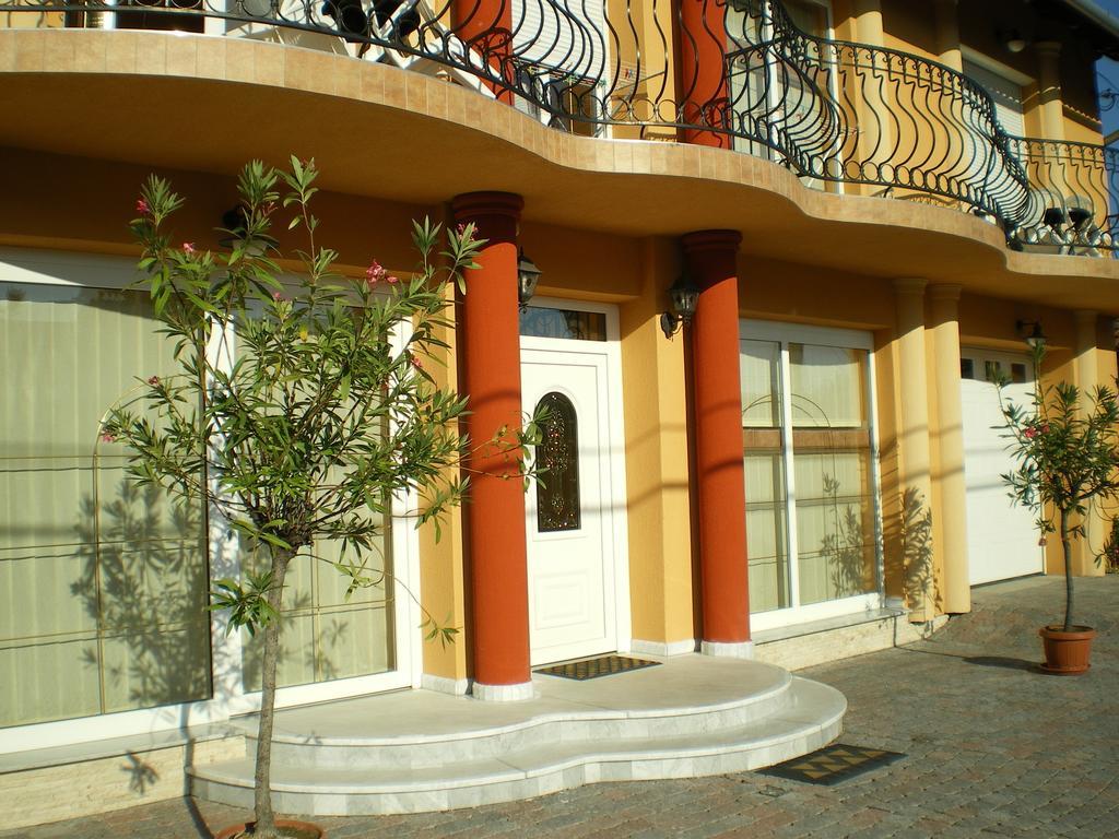 Mediterran-Apartmanok-Harkány Εξωτερικό φωτογραφία